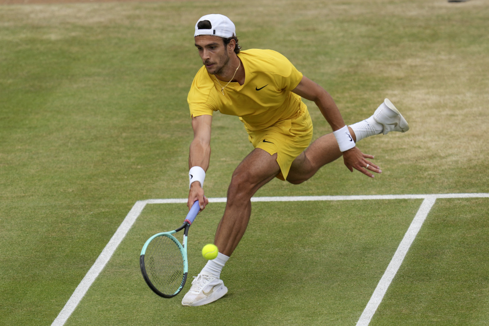 她打磨这份 她打磨这份