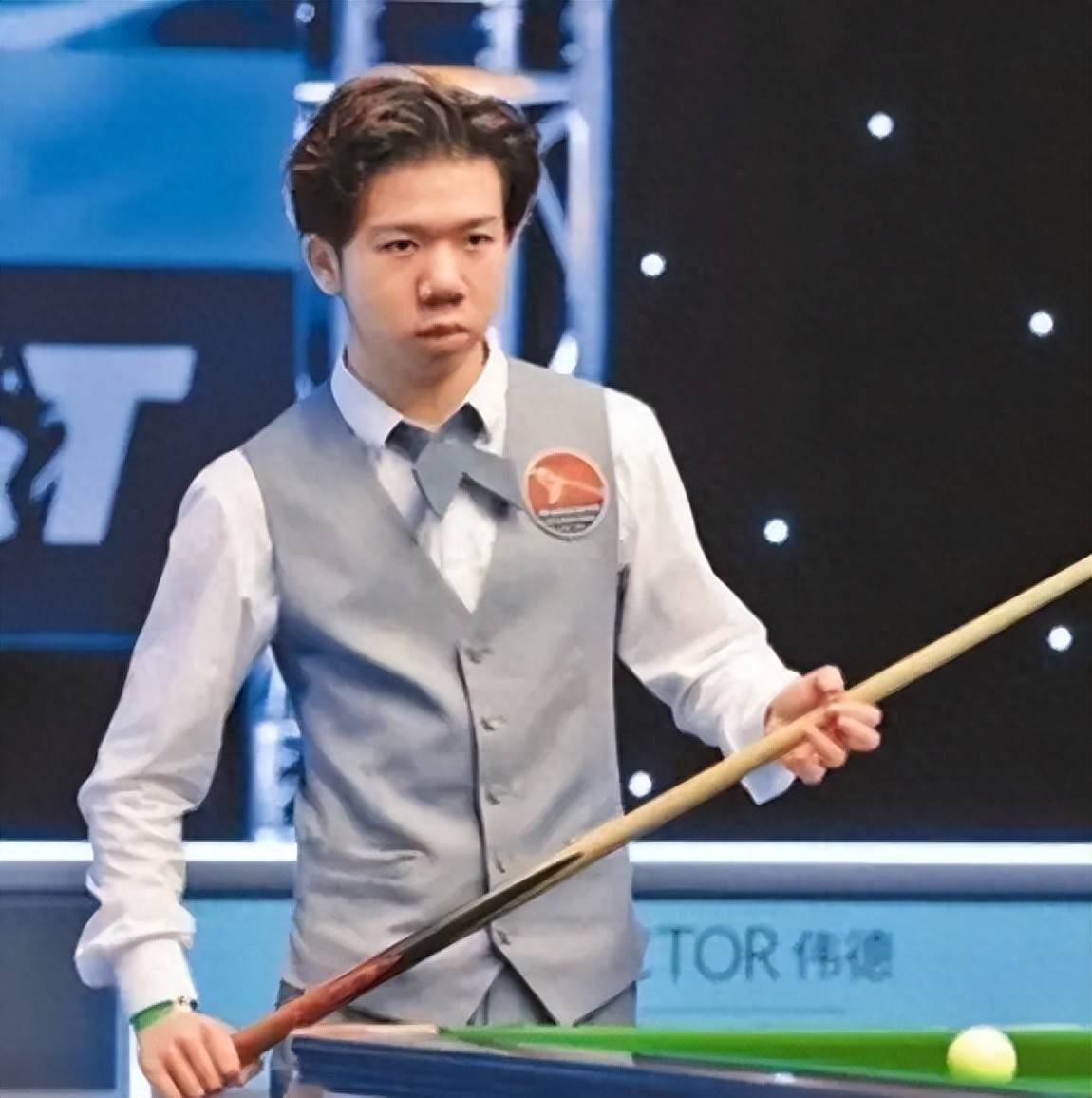 边线停球时 边线停球时